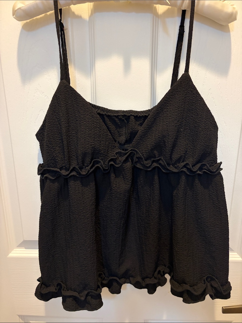 SHEIN Black Ruffle Trim Spaghetti Strap Cami